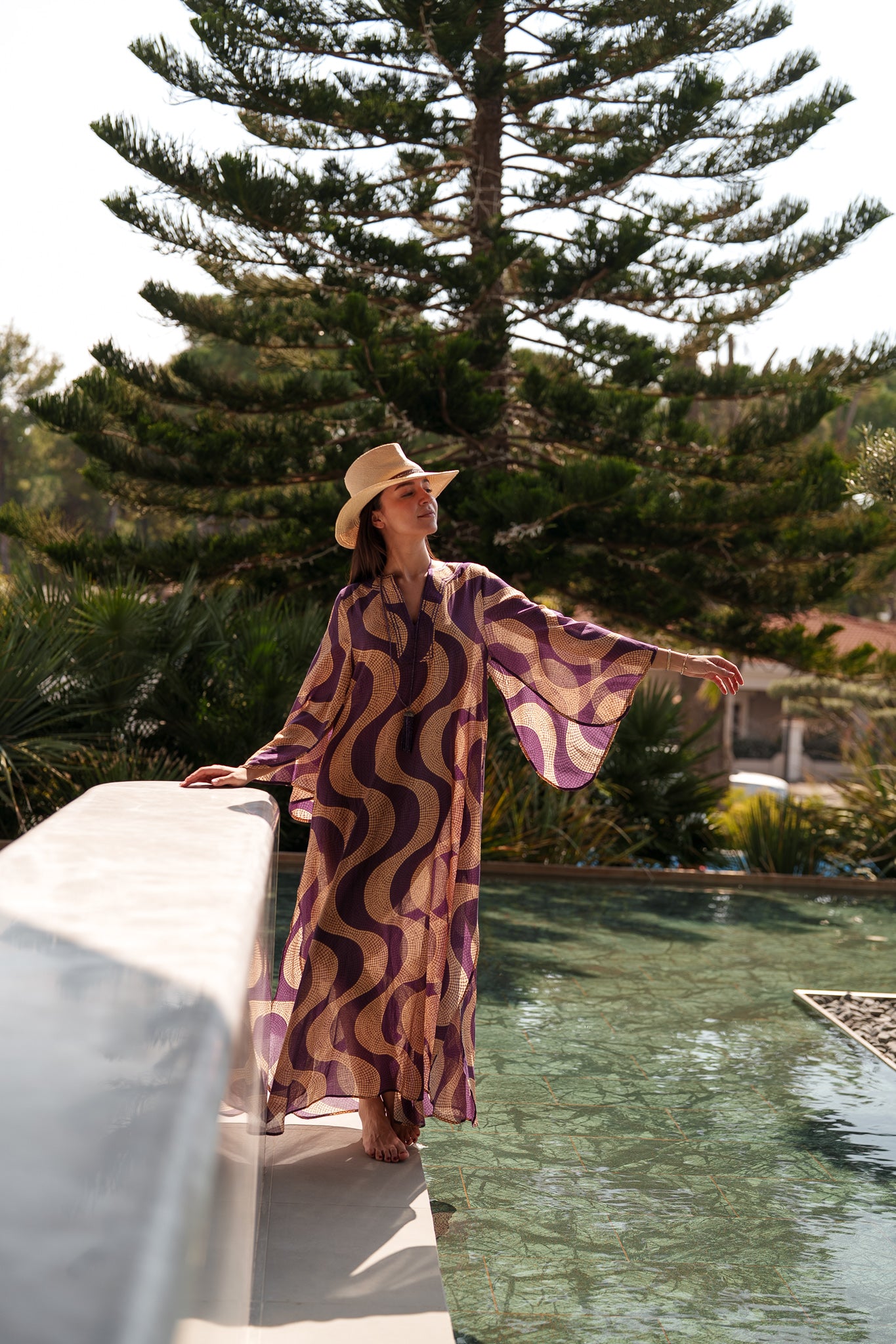 Anastasia Kaftan - purple beige tile