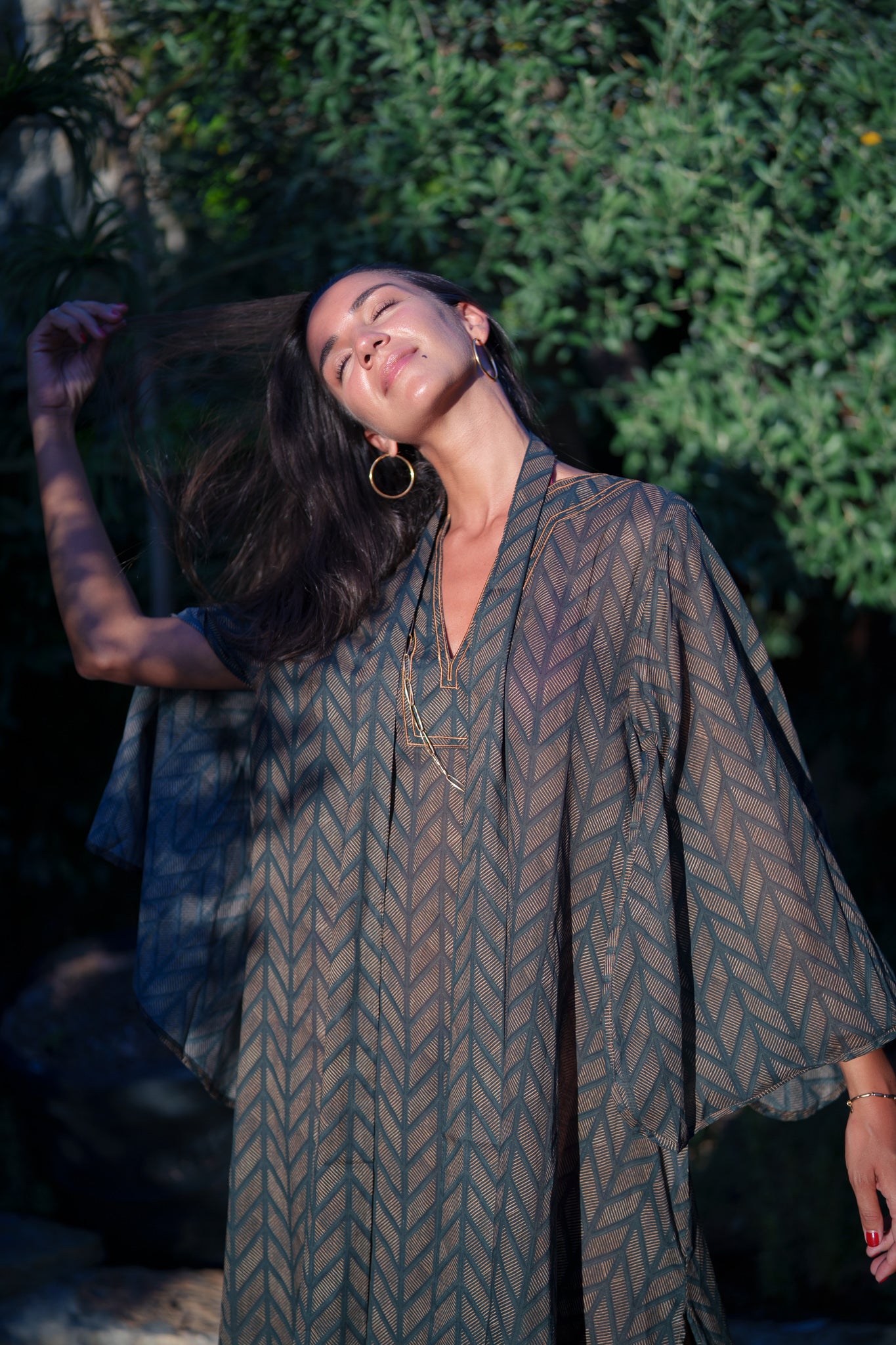Anastasia kaftan - Black gold arrow