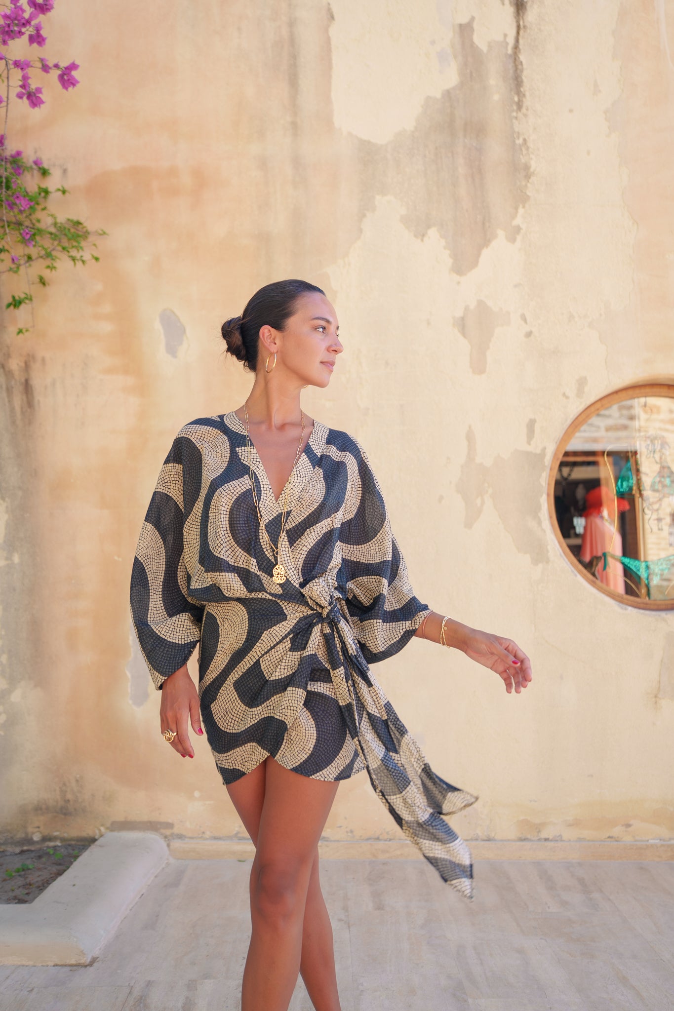 Suzy wrap dress - Black beige tile