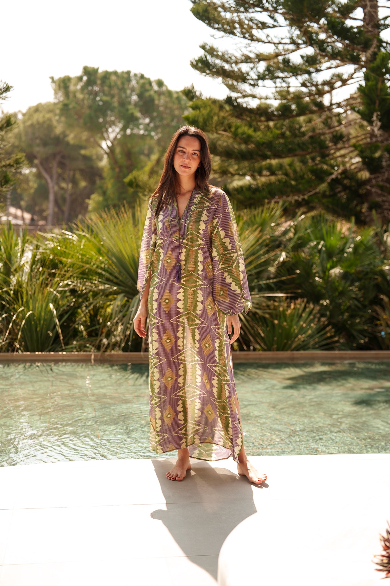 Anastasia Kaftan - Purple green dots