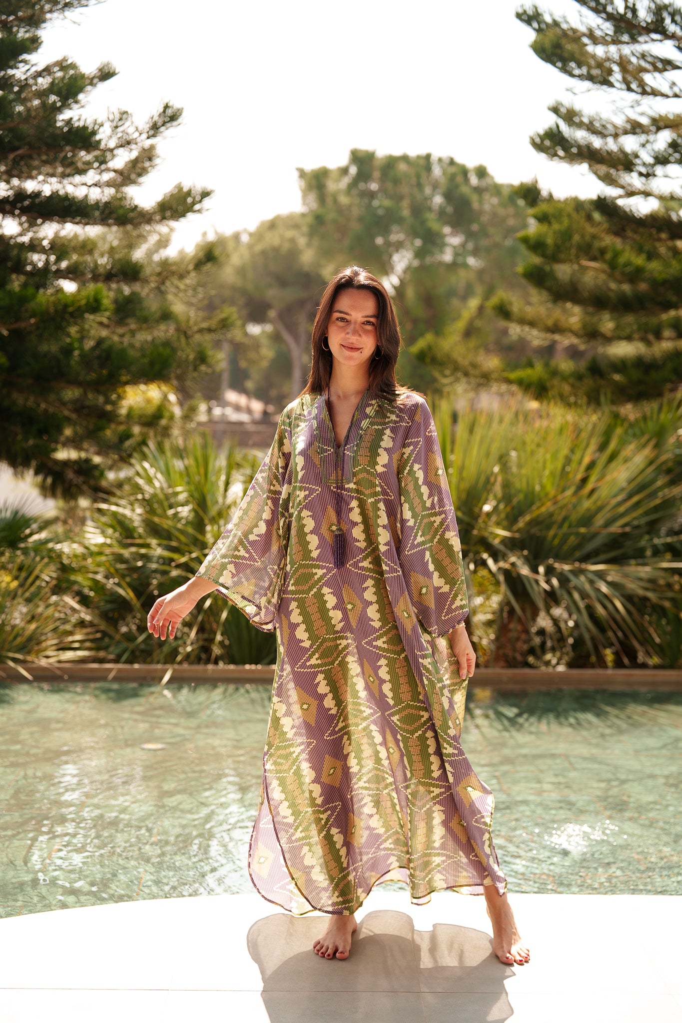 Anastasia Kaftan - Purple green dots