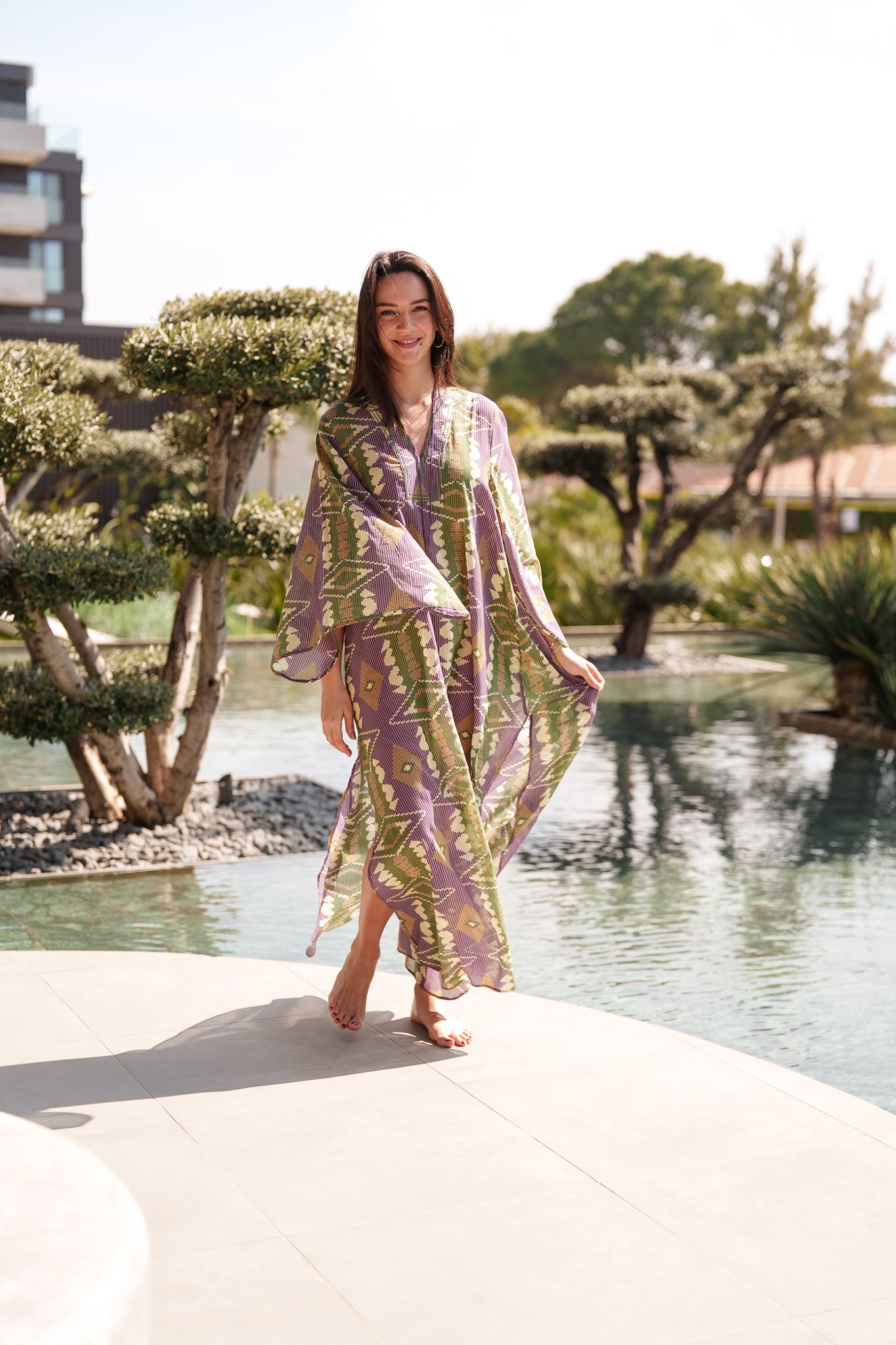 Anastasia Kaftan - Purple green dots